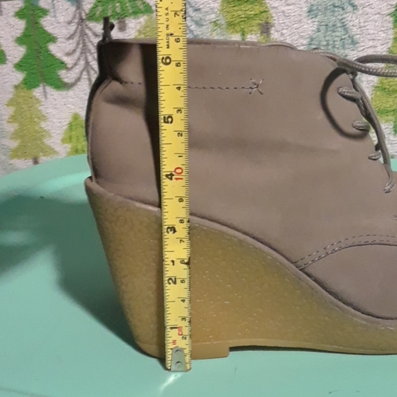 Grey Wedges - Picture 6 of 8